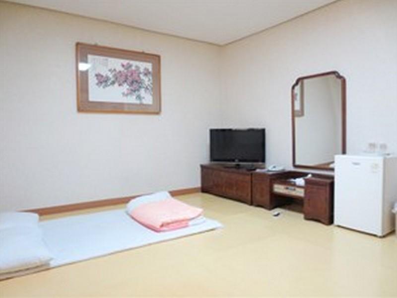 Hotel Donghwa Kim's 3*